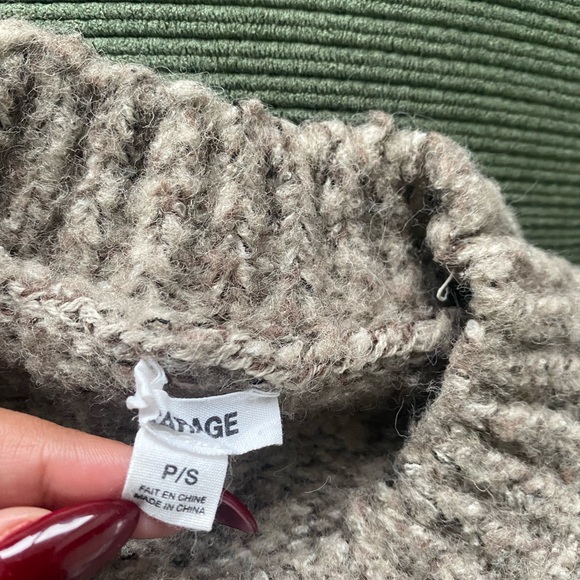 Garage 2 Tone Sweater - Picture 4 of 5